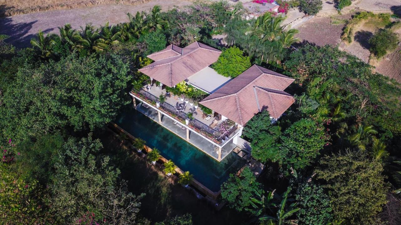 Villa Magnolia By Lohono Stays Alībāg Zewnętrze zdjęcie